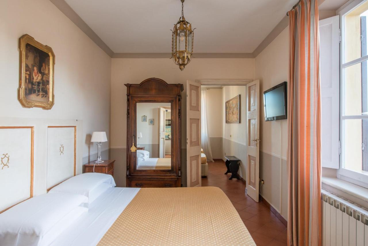 Hotel Palazzo Rotati Fano Esterno foto