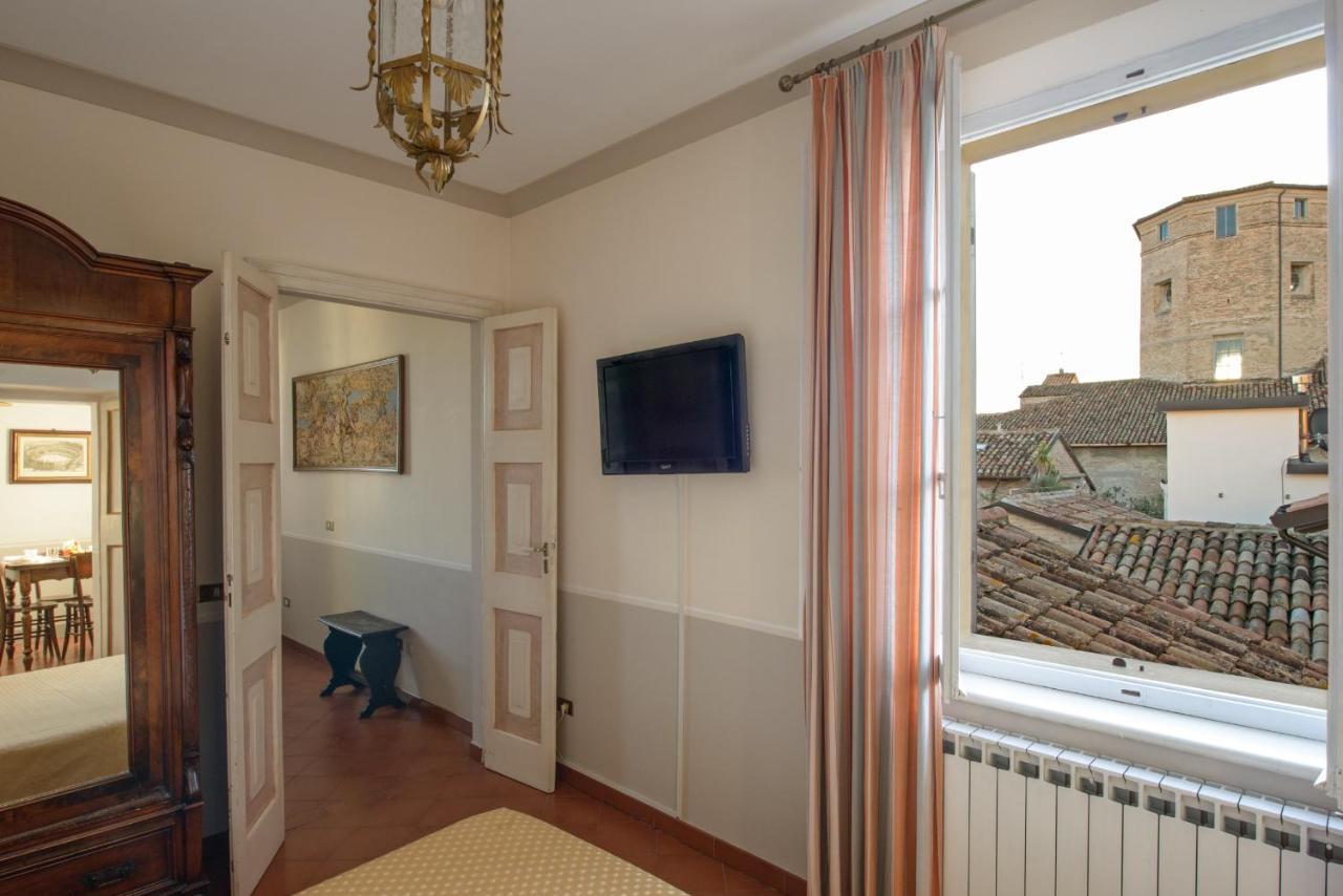 Hotel Palazzo Rotati Fano Esterno foto
