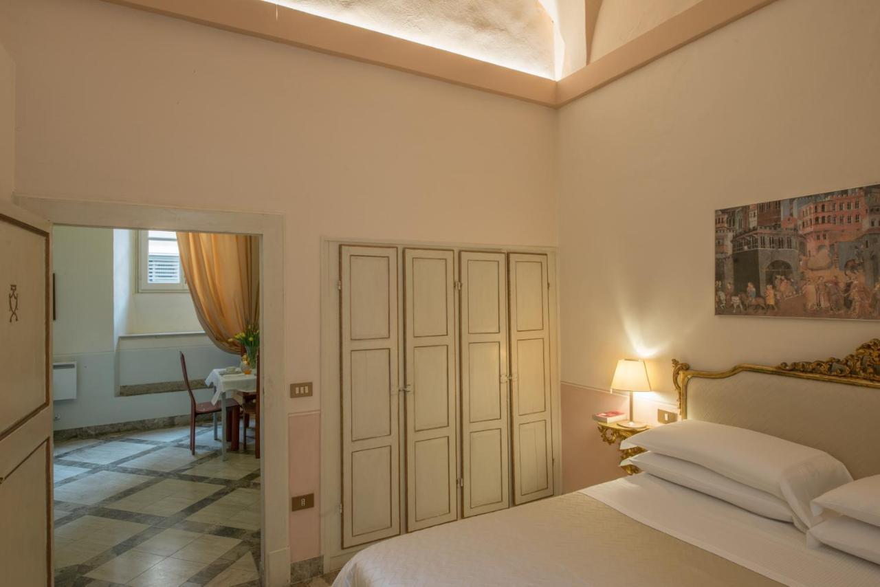 Hotel Palazzo Rotati Fano Esterno foto