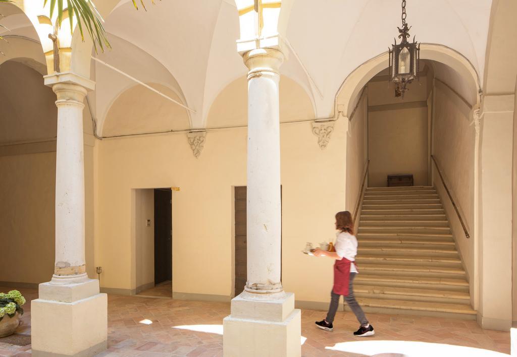 Hotel Palazzo Rotati Fano Esterno foto